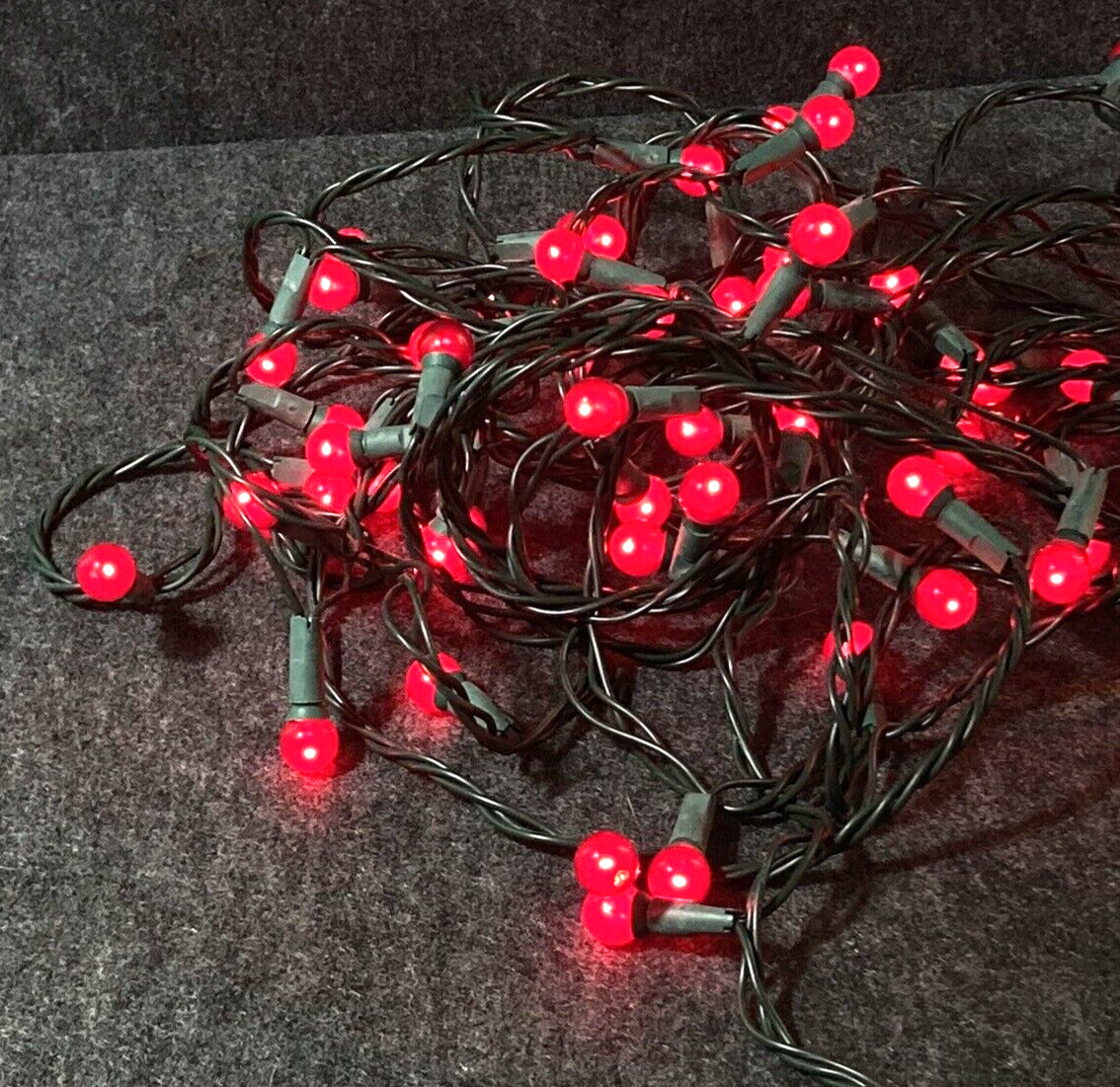Christmas 34 ft Light String of 70 Round Red Light Bulbs 