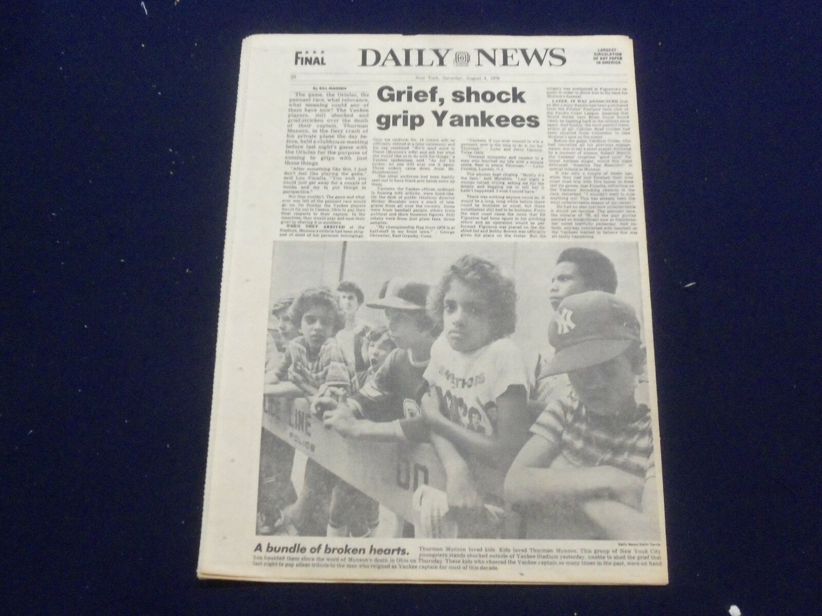 1979 AUGUST 4 NEW YORK DAILY NEWS NEWSPAPER - SHOCK AFTER MUNSON\'S DEATH-NP 5177