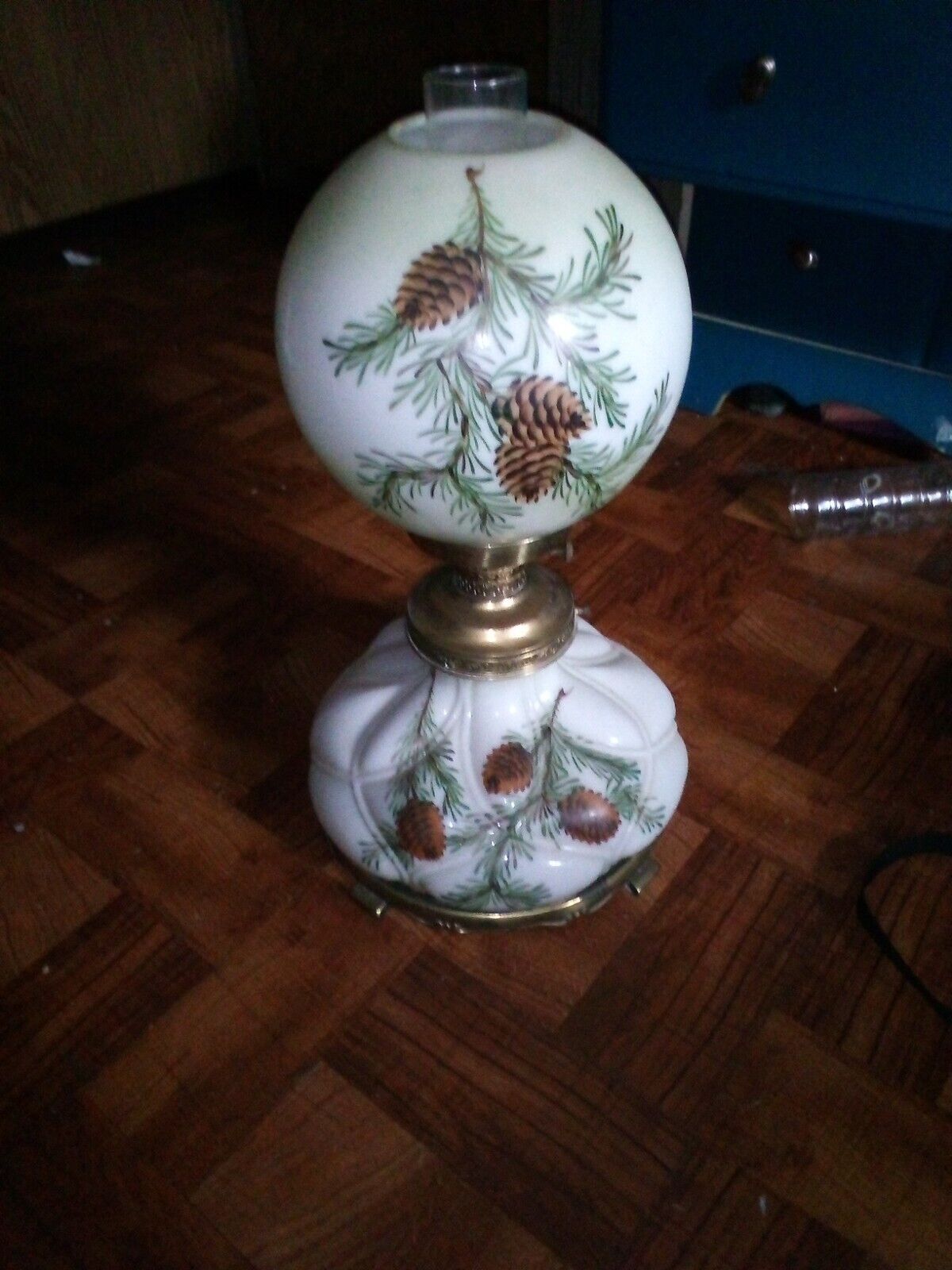Antique gone with the wind lamp hand painted double globe