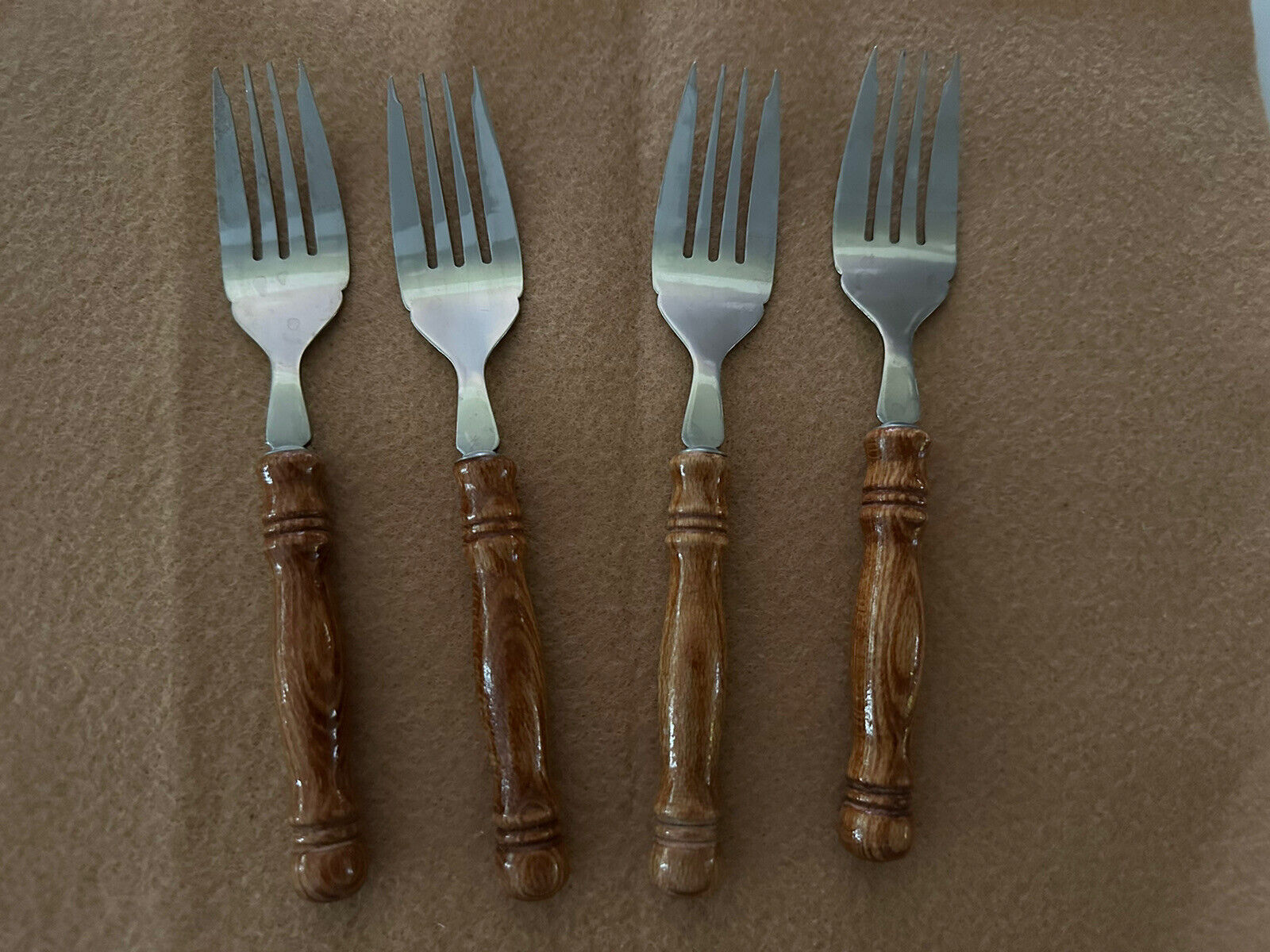 Old Homestead Stainless  Wood Handles  Set of 4 Salad Forks   6 5/8\