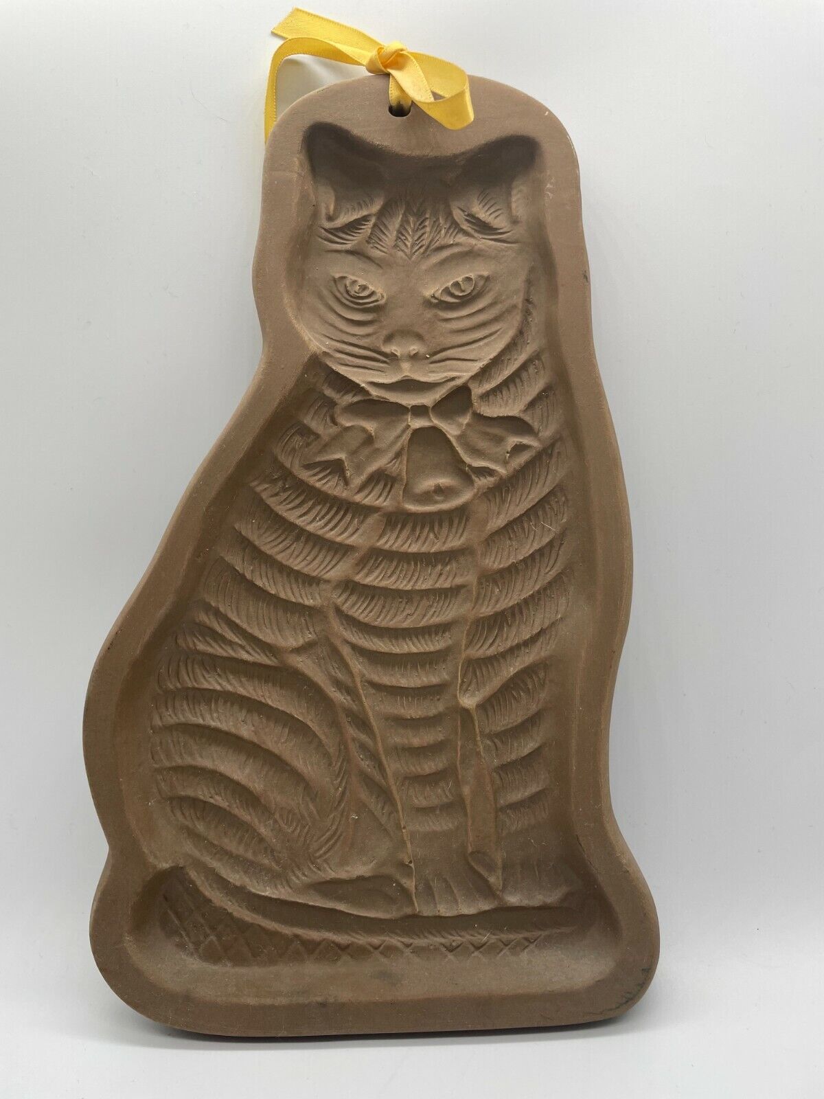 Vintage Hartstone Pottery Sitting Tabby Cat Cookie Mold Craft Mold Bow Bell
