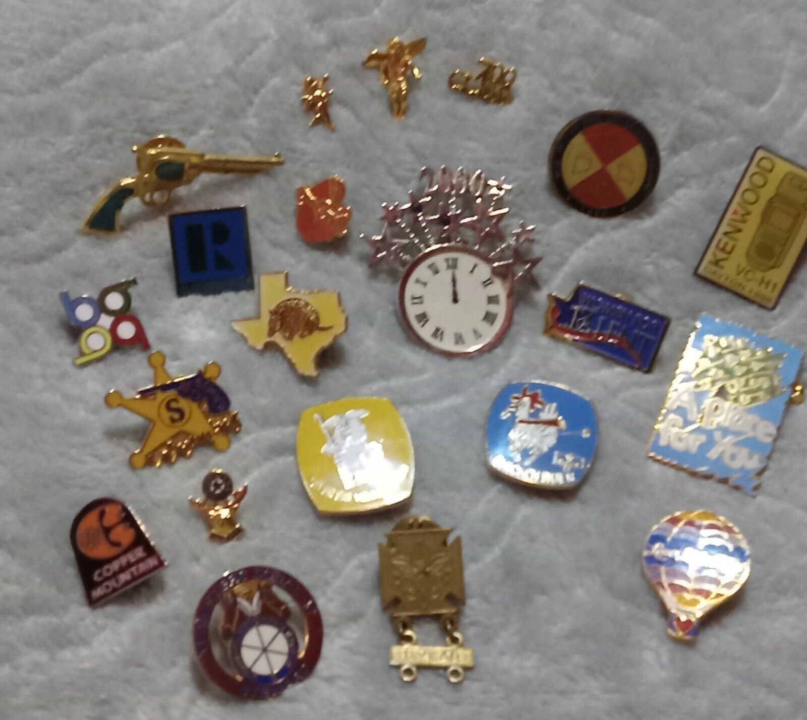 Lot of 21 Lapel Pins Teamsters ,States, Awards, Tourism,Estate Sale Find