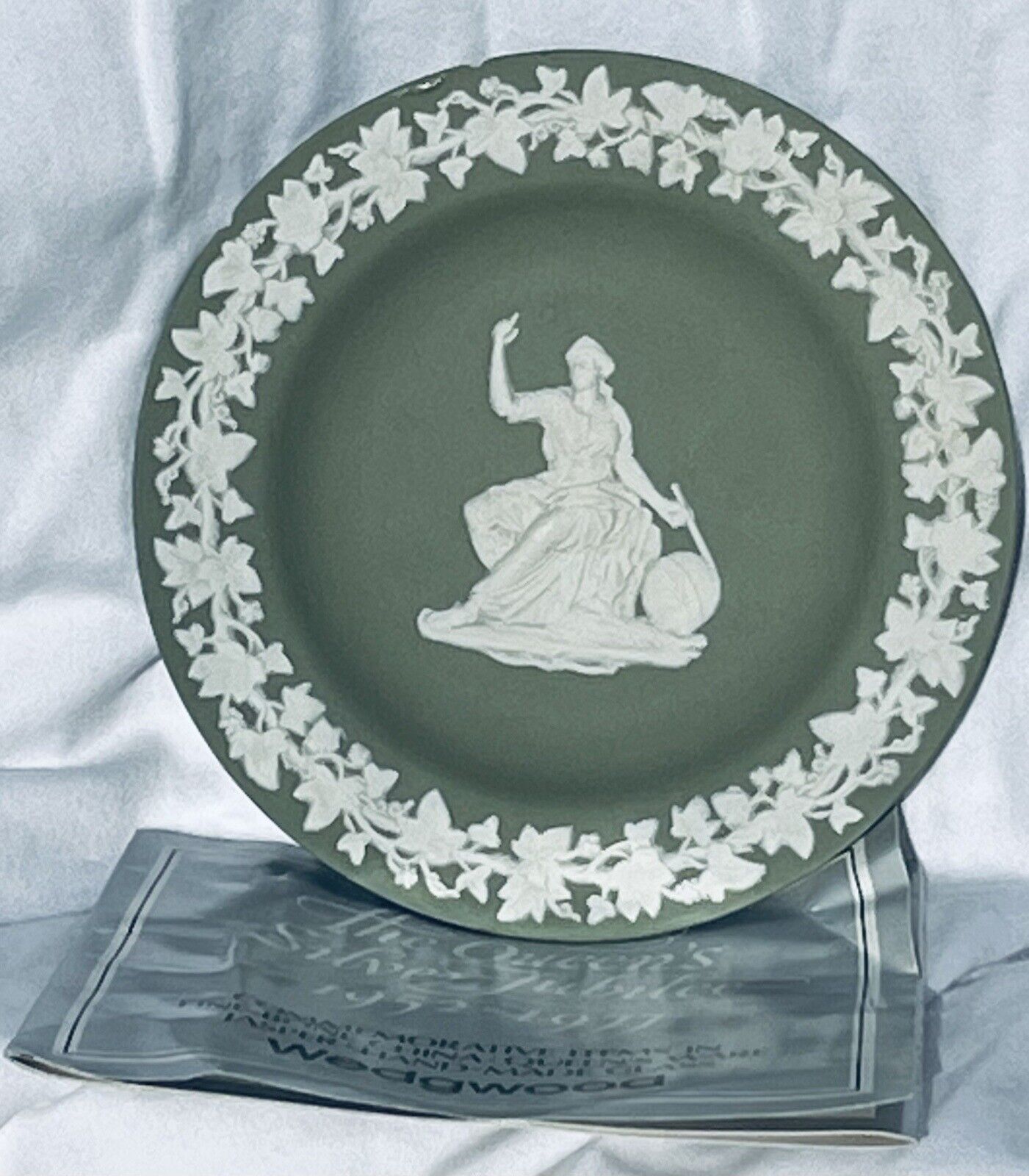 BTG Royal Wedgwood White on Sage Green Jasperware Sweet Plate. Made In England