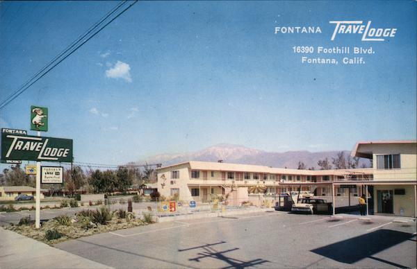Fontana,CA View of TraveLodge San Bernardino County California Chrome Postcard