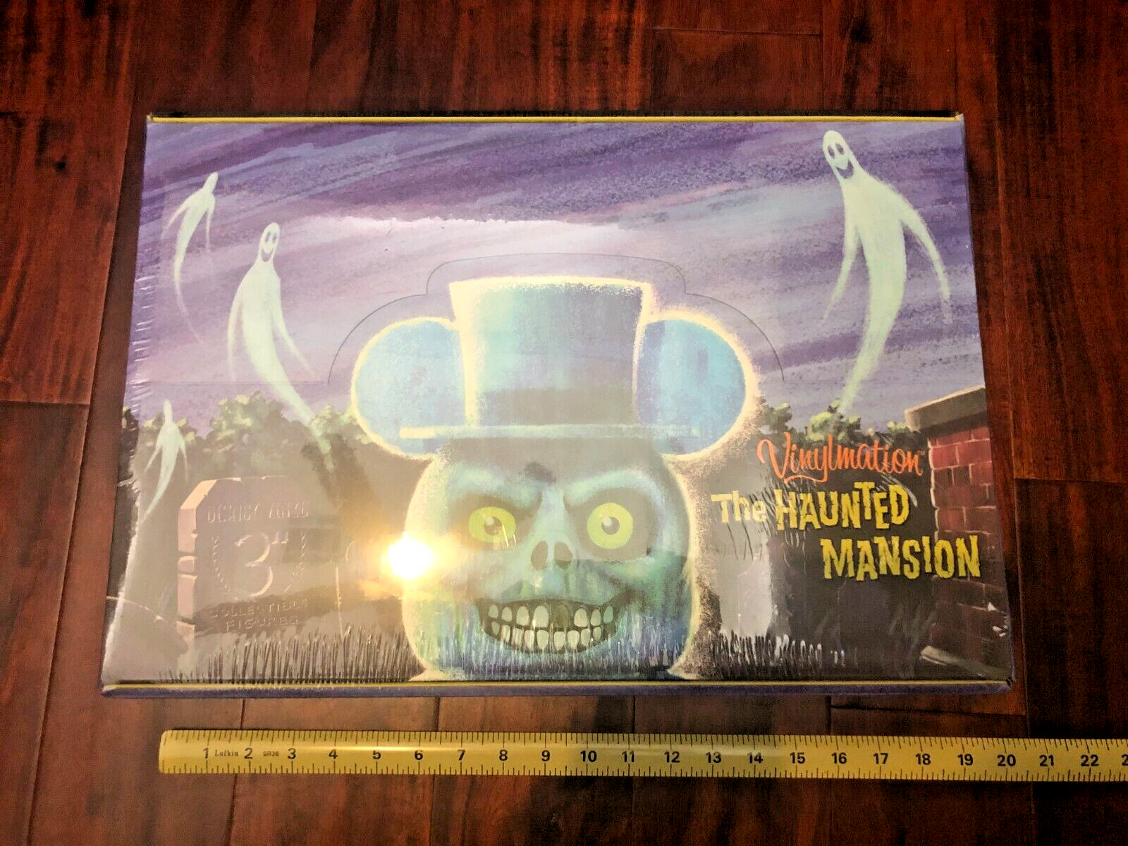 Disney Vinylmation Haunted Mansion sealed case 24 -3 inch figures Vintage