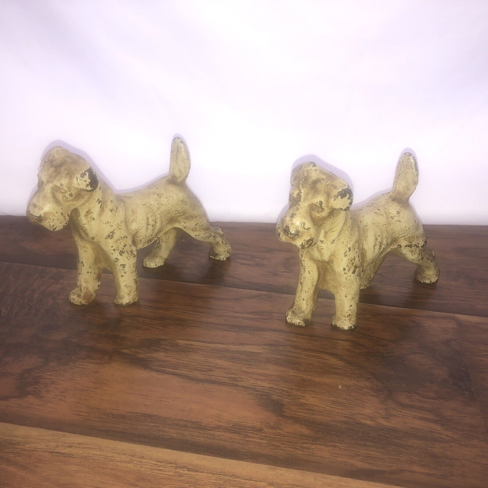 Pair of SOLID CAST IRON FOX TERRIER DOGS Doorstop/Bookends 5.25” Tall