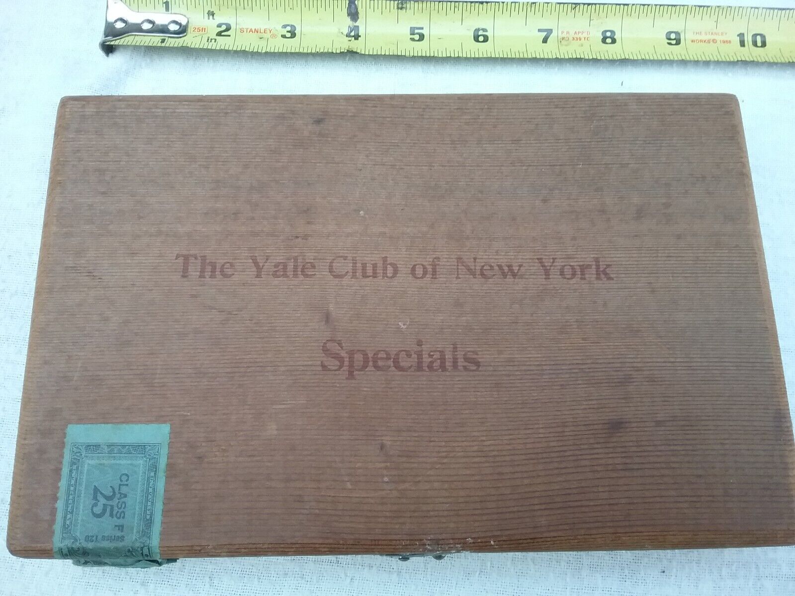 The Yale Club of New York Specials Cigar Box 6 x 9 inches. Very Good Condition