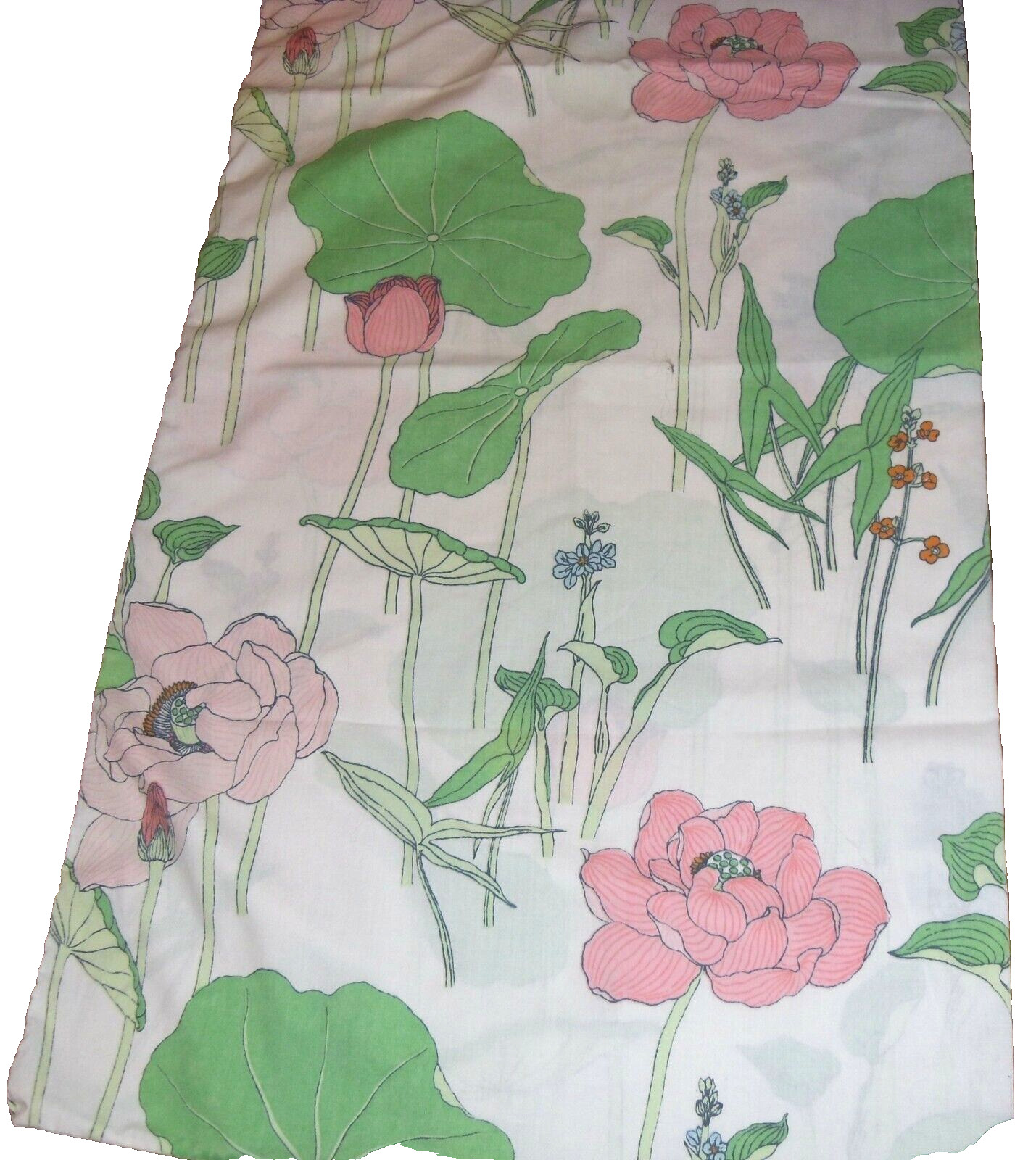 Vintage Floral KingSize One Pair Wamsutta Ultracale Pillowcase\'s (B