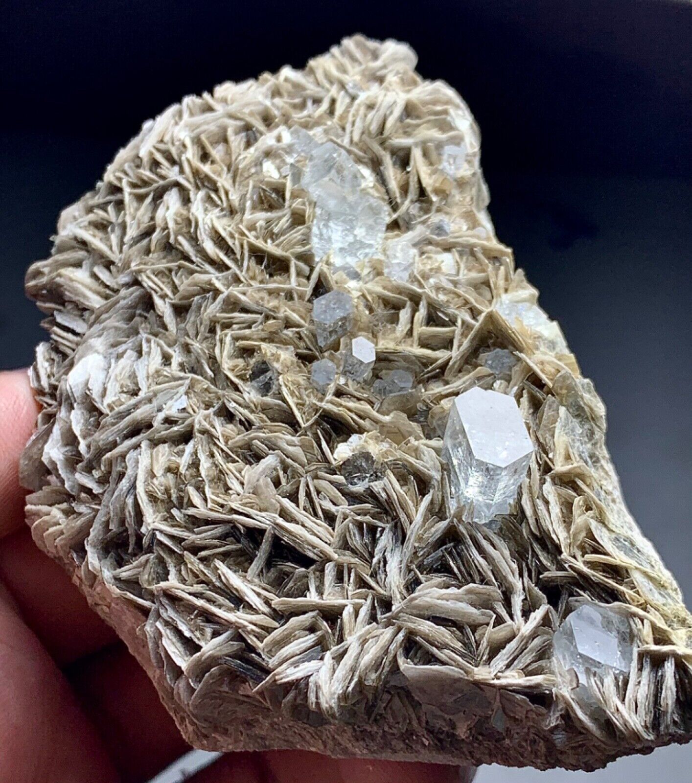 195 Gram Aquamarine Crystal Specimen From Skardu Pakistan