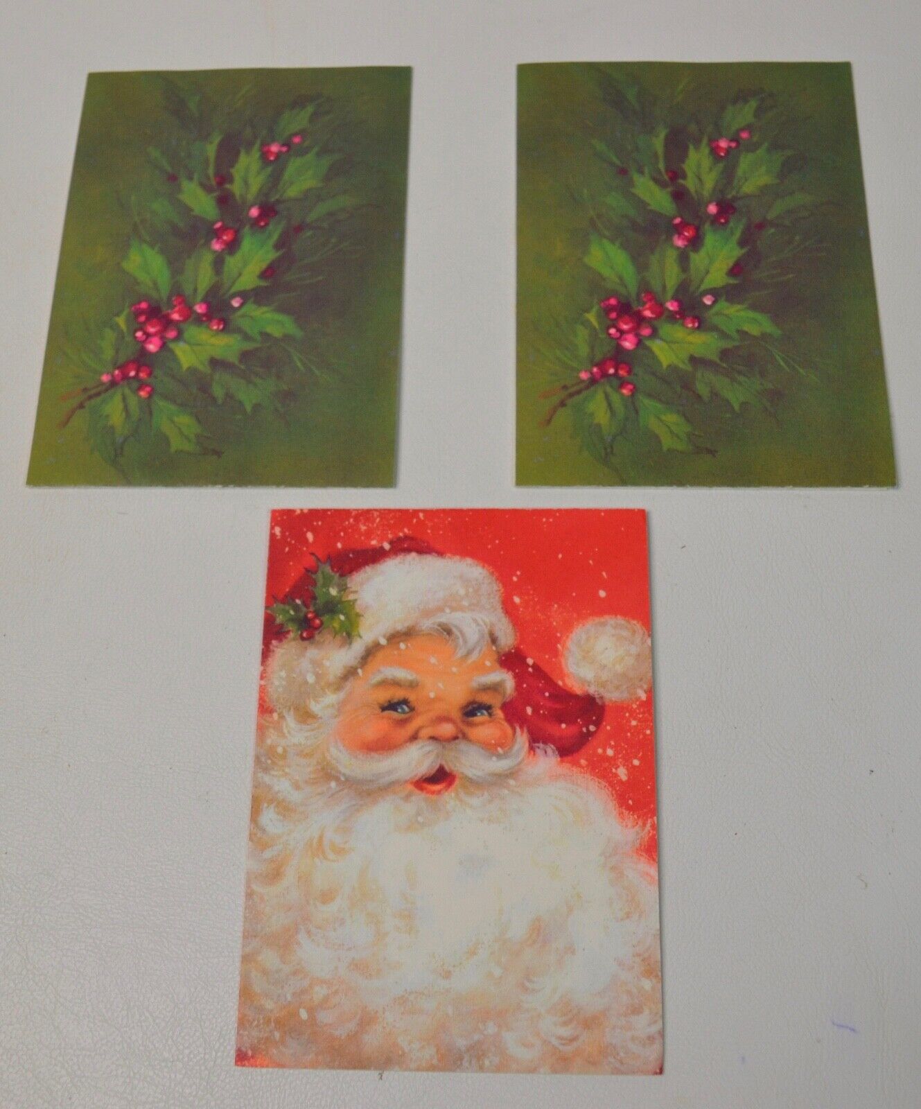 Lot of 3 VINTAGE HALLMARK CHRISTMAS CARDS SANTA HOLLY 3 1/2\