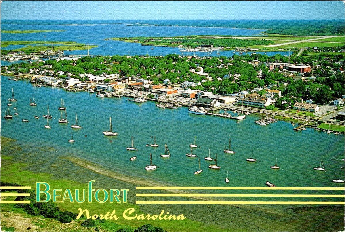 Beaufort, NC North Carolina WATERFRONT HOTELS~BOATS Carteret County 4X6 Postcard