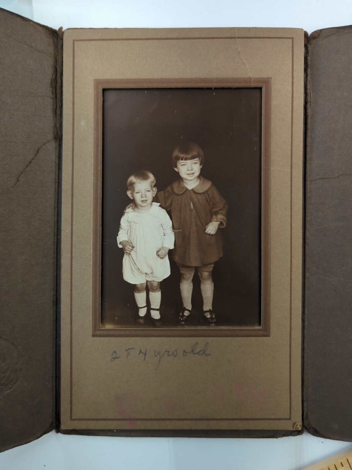 1930s Vintage Sepia Picture Portrait Two Children / Siblings / Brother & Sister 