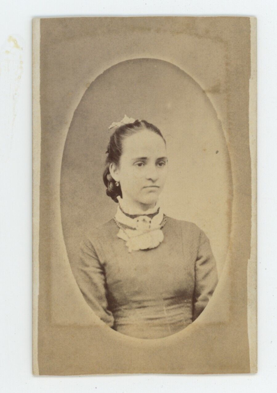 Antique CDV Circa 1870s Beautiful Young Woman in Victorian Era Dress With Bow