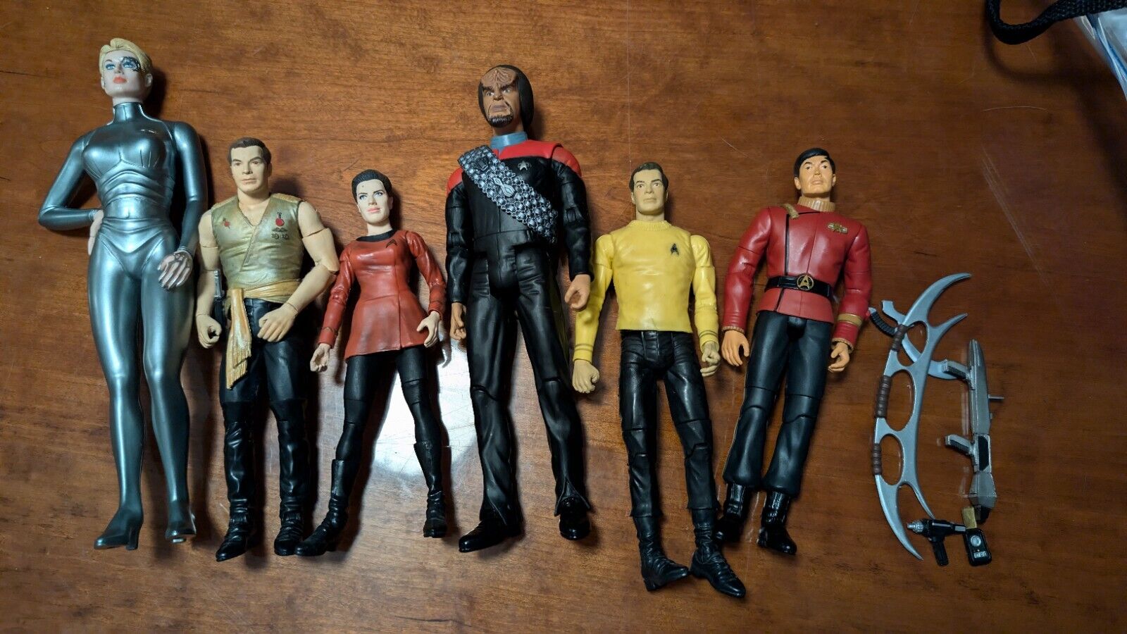 Star Trek Diamond Select/Art Asylum Figure Lot (Kirk, Dax, Worf, Sulu, Seven)