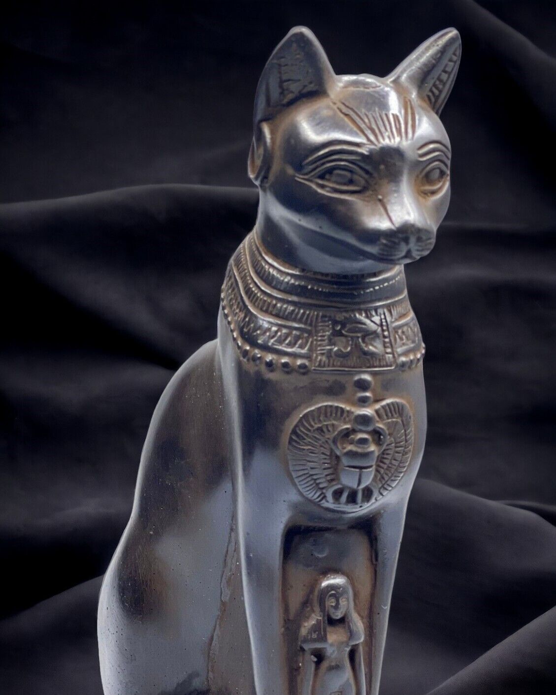 Ancient Egyptian Bastet Statue Antique Goddess Cat with Scarab Pharaonic Bc