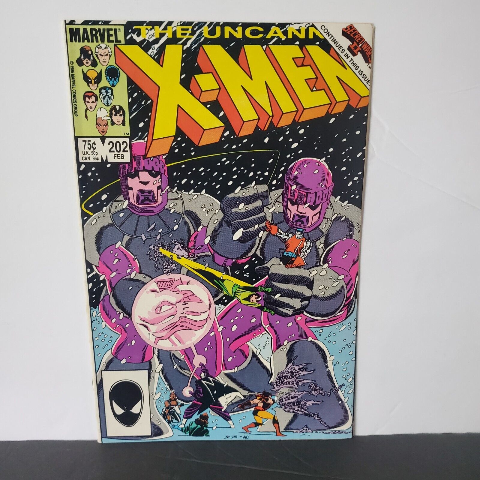 UNCANNY X-MEN #202 MARVEL COMICS 1986 SECRET WARS II JOHN ROMITA JR