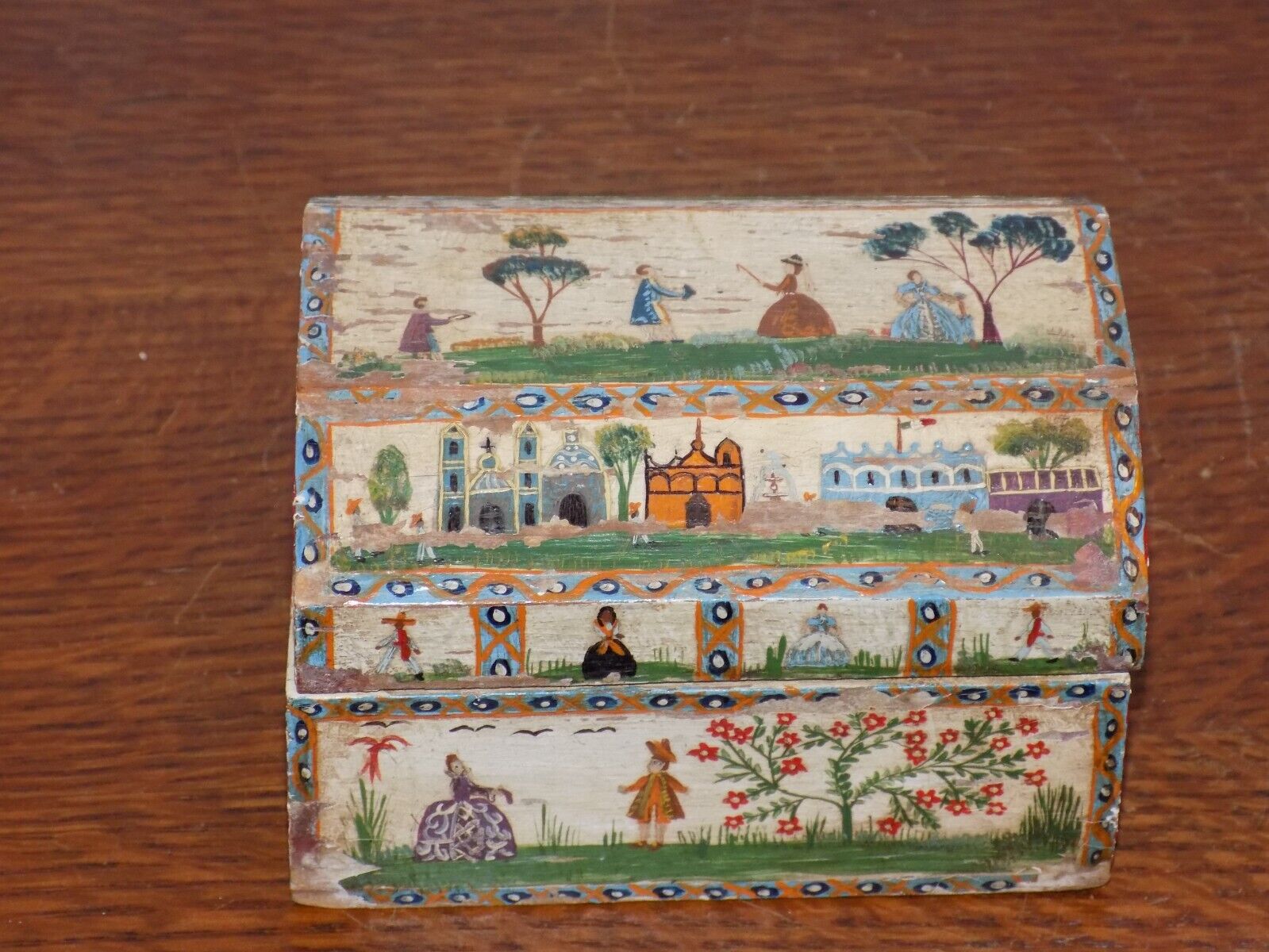 Vintage Small Antique Painted Folk Art Lidded Wood Box