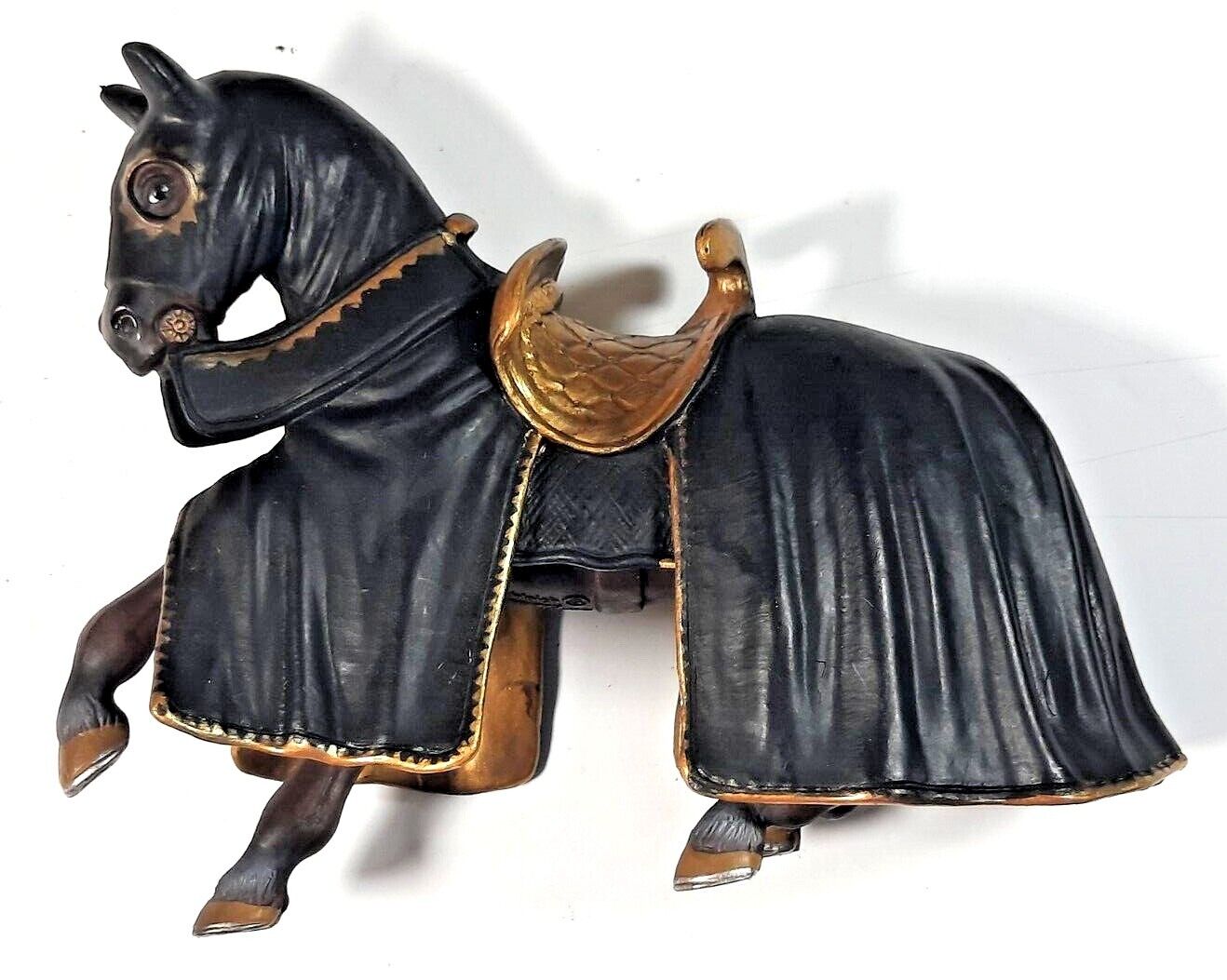 Schleich brand black knights horse  pre-owned