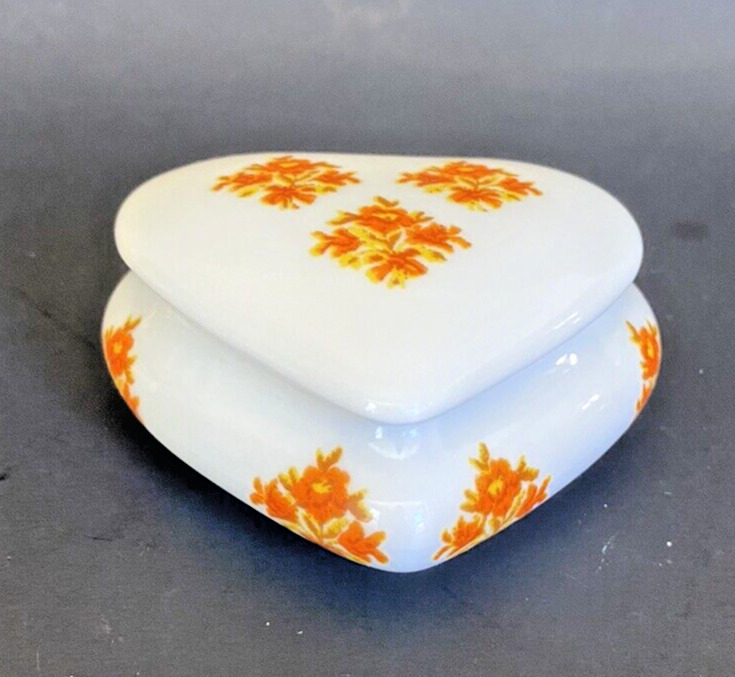 Vintage Limoges Heart-Shaped Trinket Box Floral Pattern Parfums Rochas France