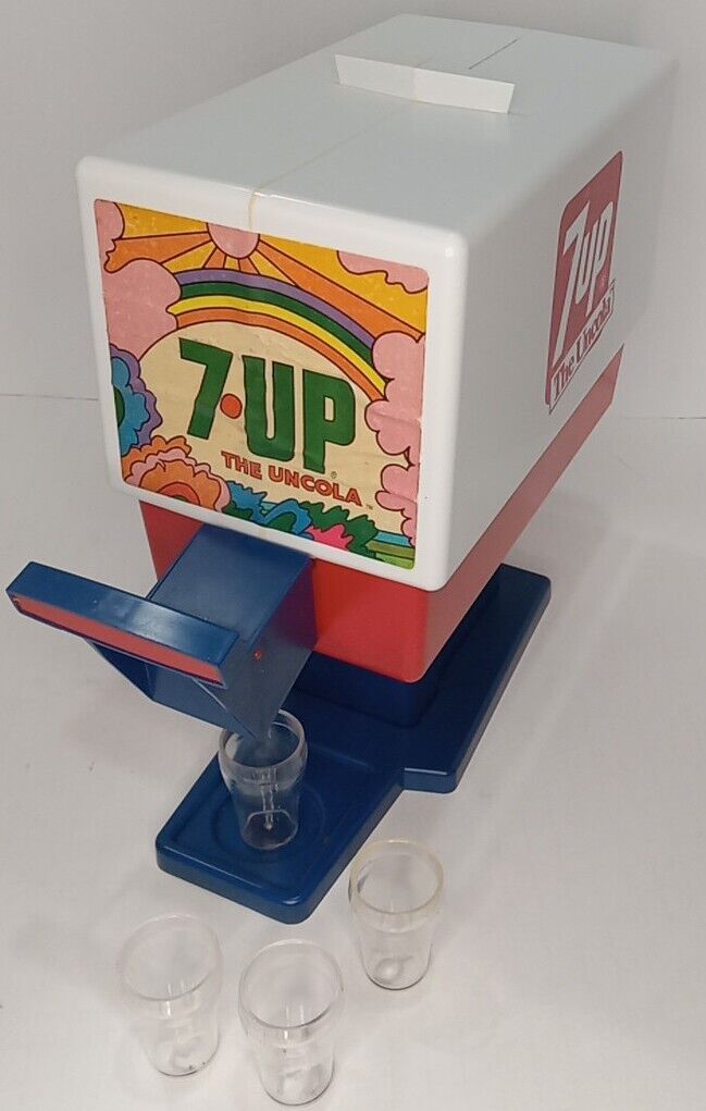 Vintage 7 Up The Uncola Toy Drink Soda Fountain Dispenser With 4 Cups