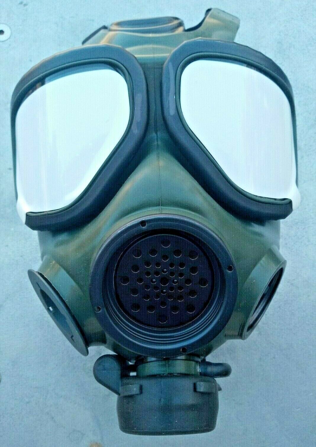 FR-M40 Military Issue Gas Mask/Respirator 40MM NATO New Sealed Size SMALL