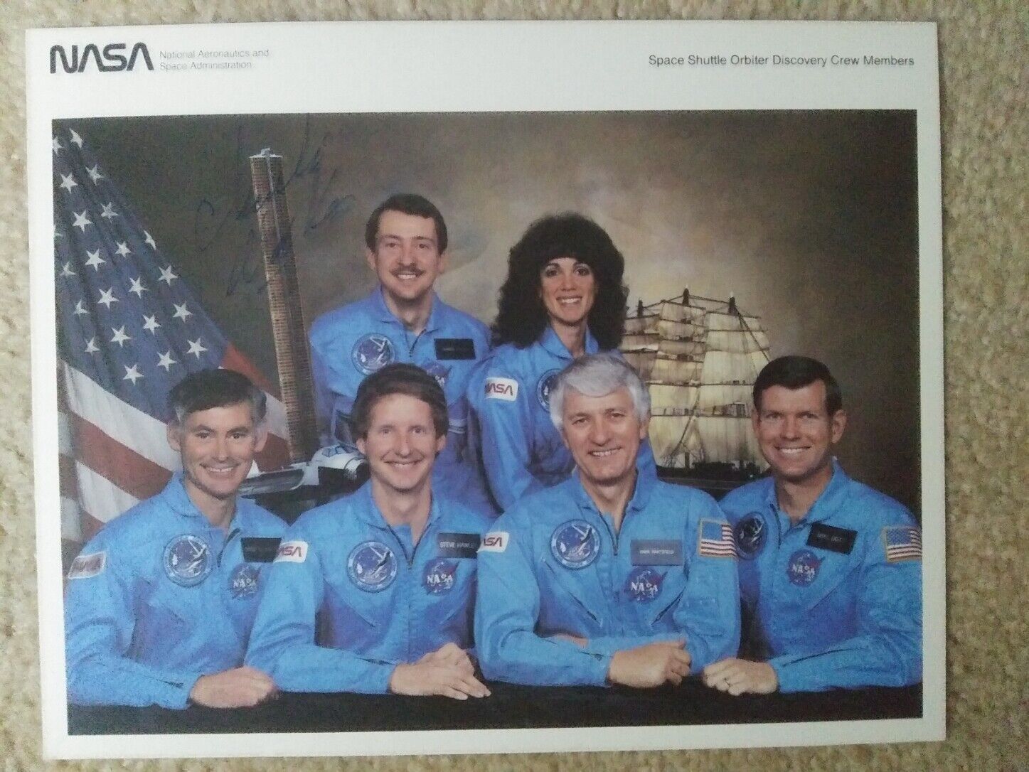 STS 41-D ASTRONAUT CHARLES WALKER PERSONALLY AUTOGRAPHED 8X10 NASA LITHO
