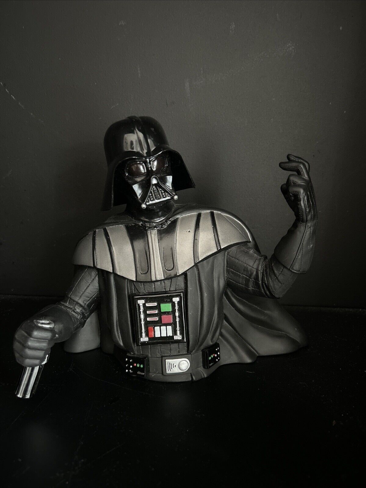 Star Wars: Darth Vader Rotocast Bust Bank / DISCONTINUED / FANTASTIC PIECE