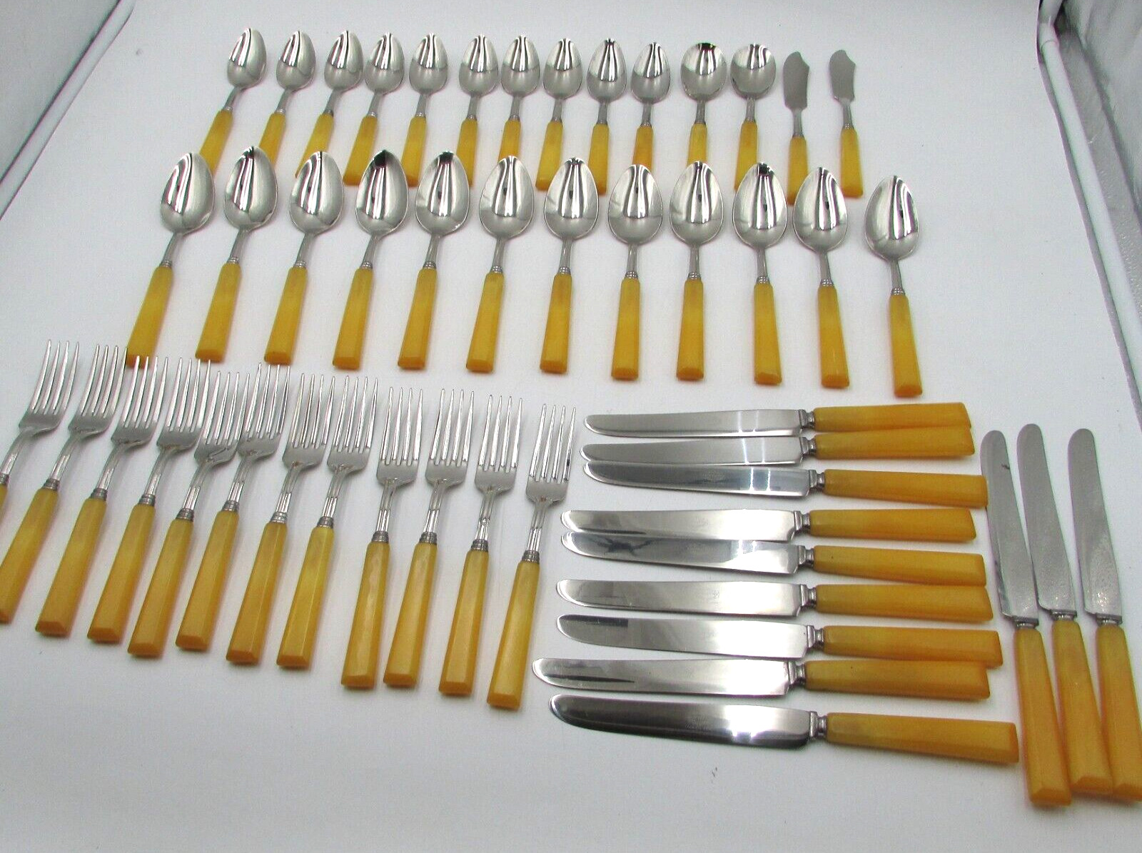 Royal Brand Cutlery Stainless Steel Bakelite Butterscotch Vintage 50 Pc Flatware