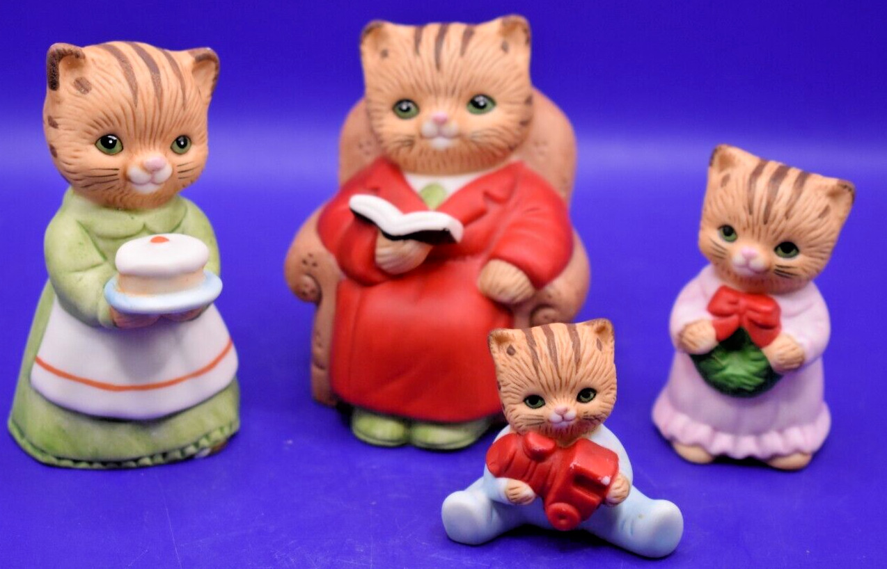 Homco  Vintage 5103 Christmas Cats Set Of 4 Porcelain Family 80s