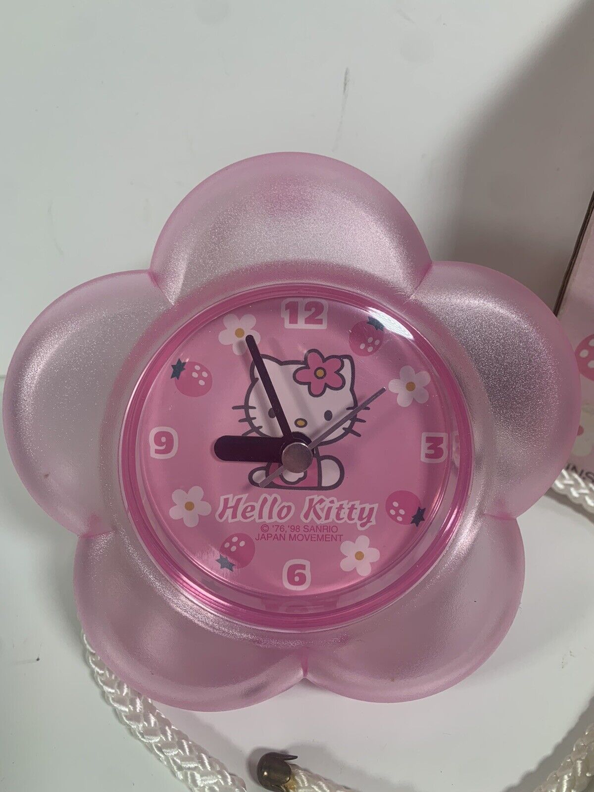 Hello Kitty Sanrio Vintage Bath clock 1998 TESTED-WORKS  NO SUCTION CUP