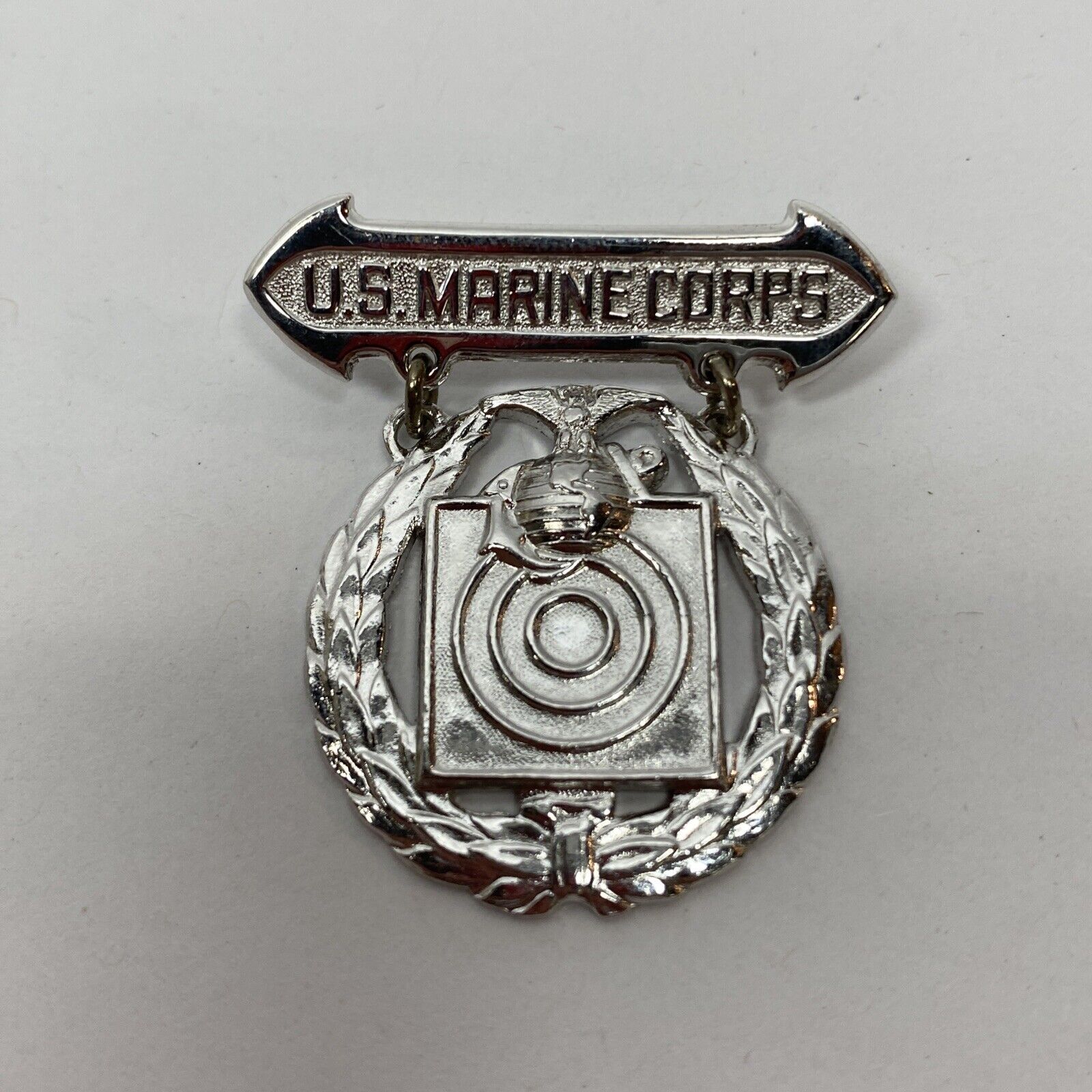 Vintage WW2 USMC Marine Corps Marksmanship Shooting Badge NS MEYER INC NEW YORK