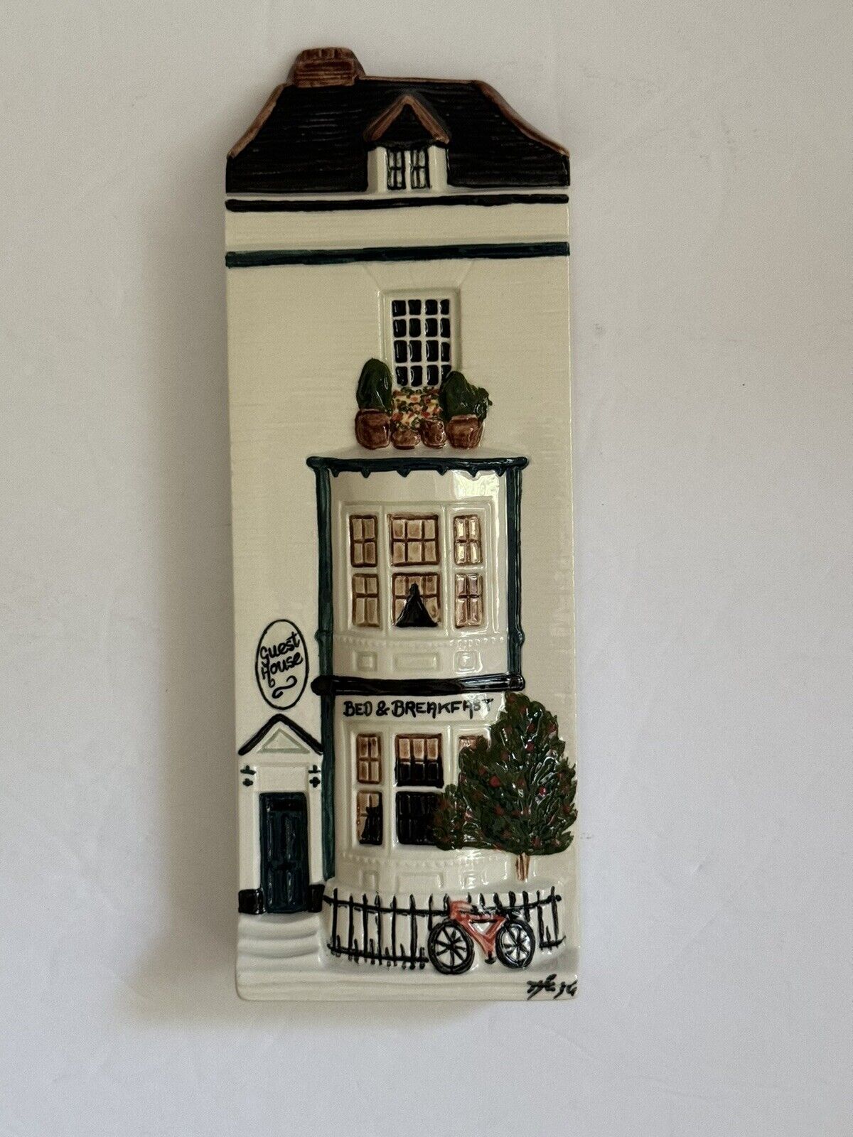 HAZLE CERAMICS - A Nation Of Shopkeepers - Guest House Bed & Breakfast