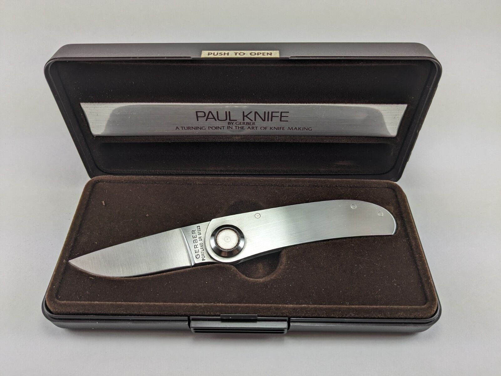 Vintage Gerber Paul Model 2P Stainless Steel Folding Knife with Case