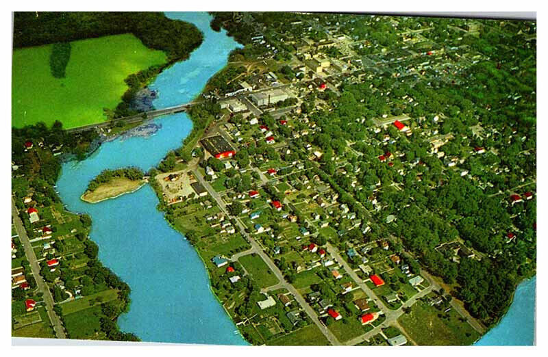 Postcard AERIAL VIEW SCENE Shawano Wisconsin WI 7/18 AU6757