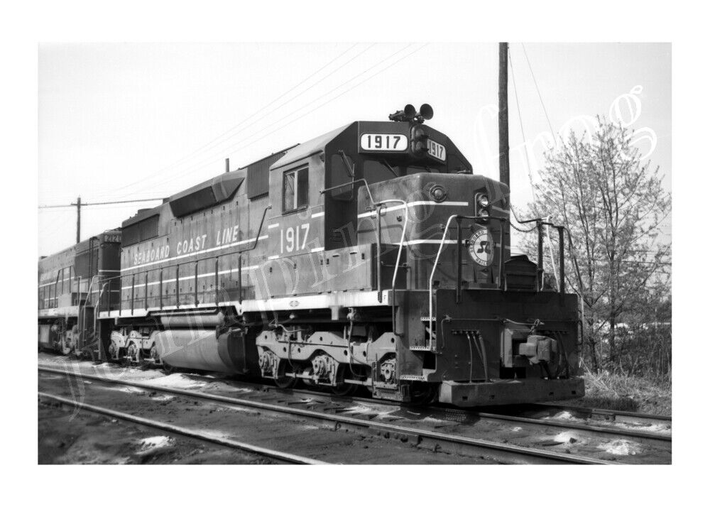 Seaboard Coast Line Railroad diesel locomotive #1917 5x7\