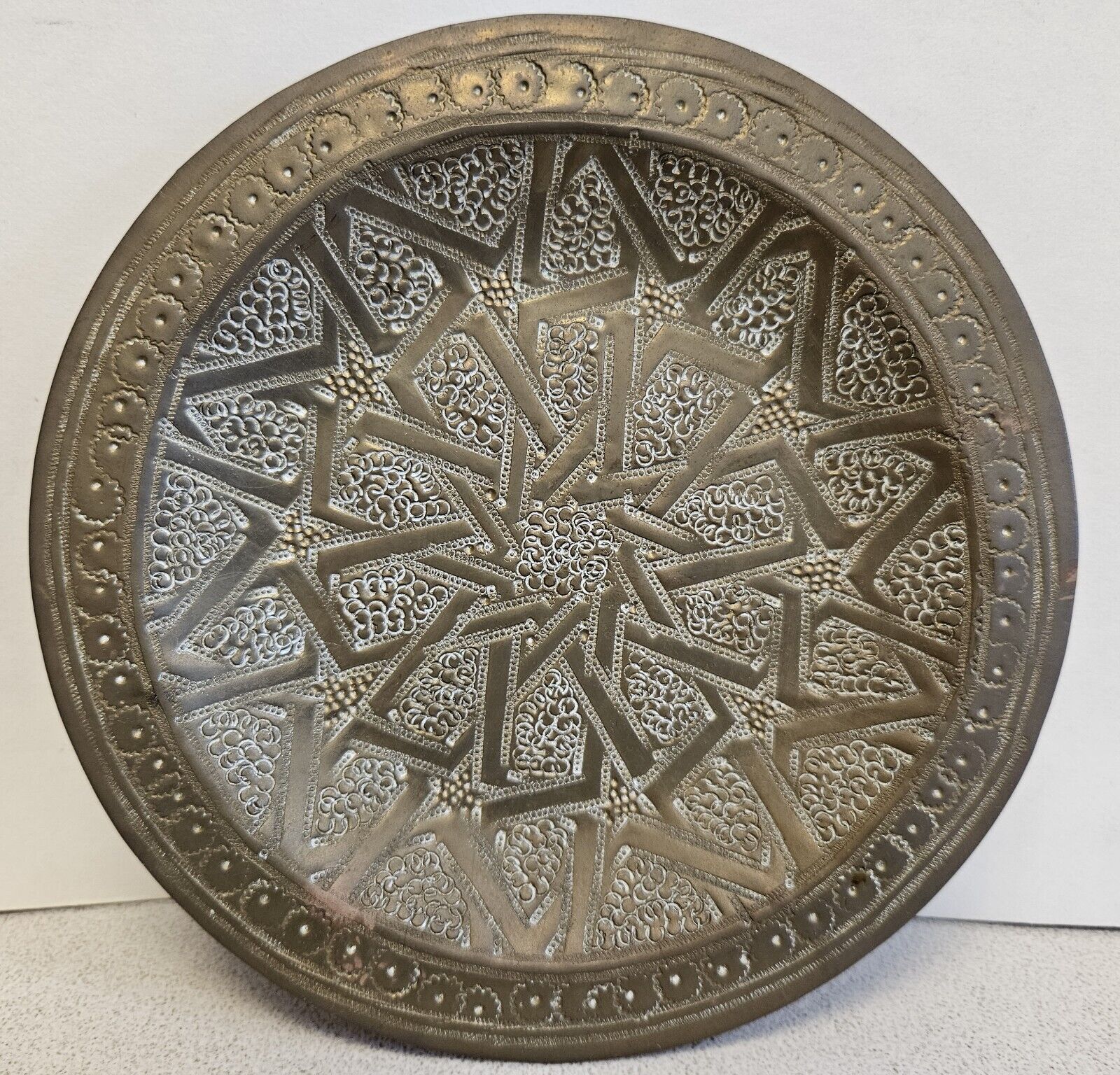 VINTAGE Solid Brass Plate GRAPES Handmade Decorative Geometric Design