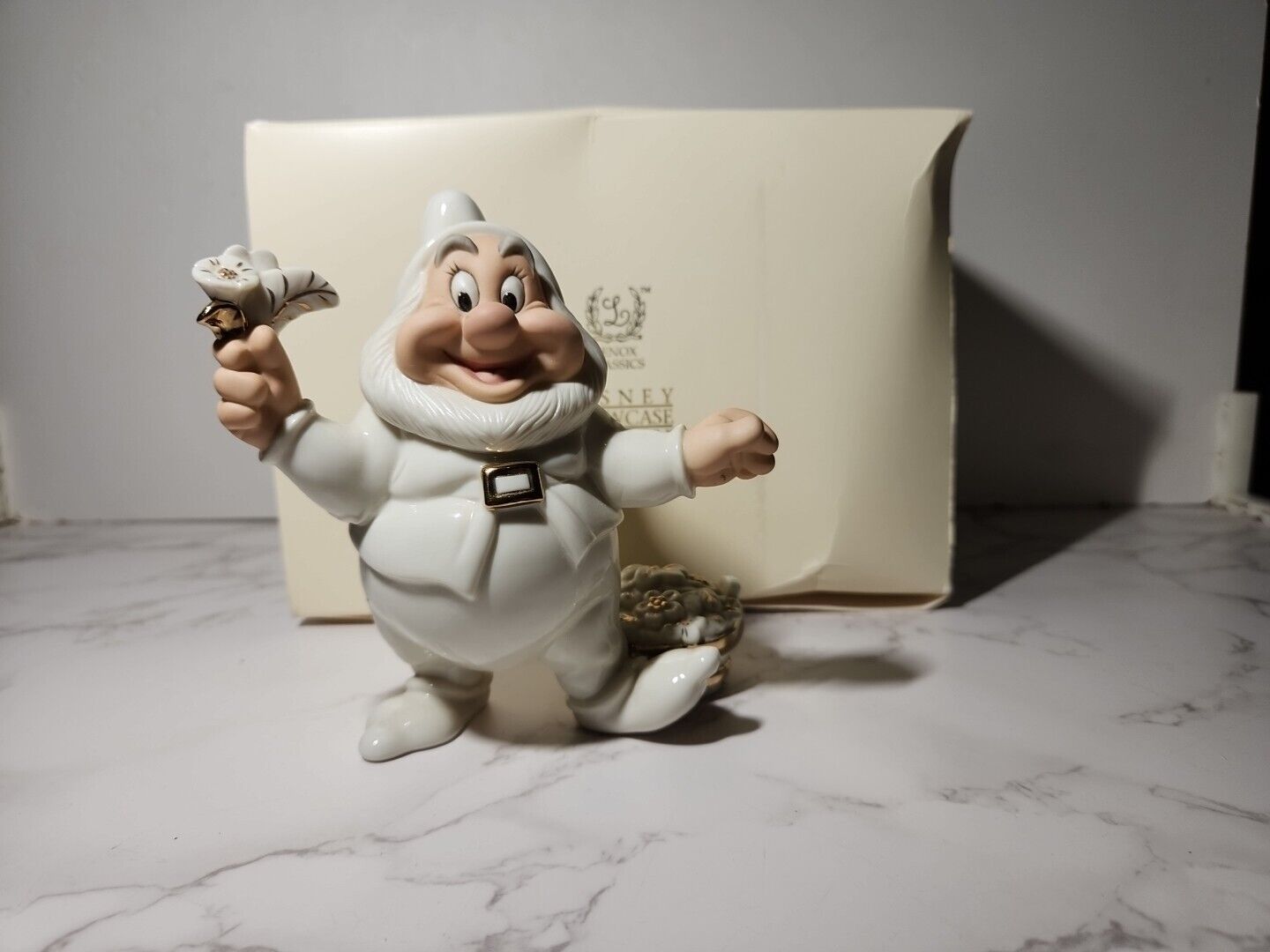 Lenox Disney Showcase Happy Figurine From Snow White #4816 Beige Box Only