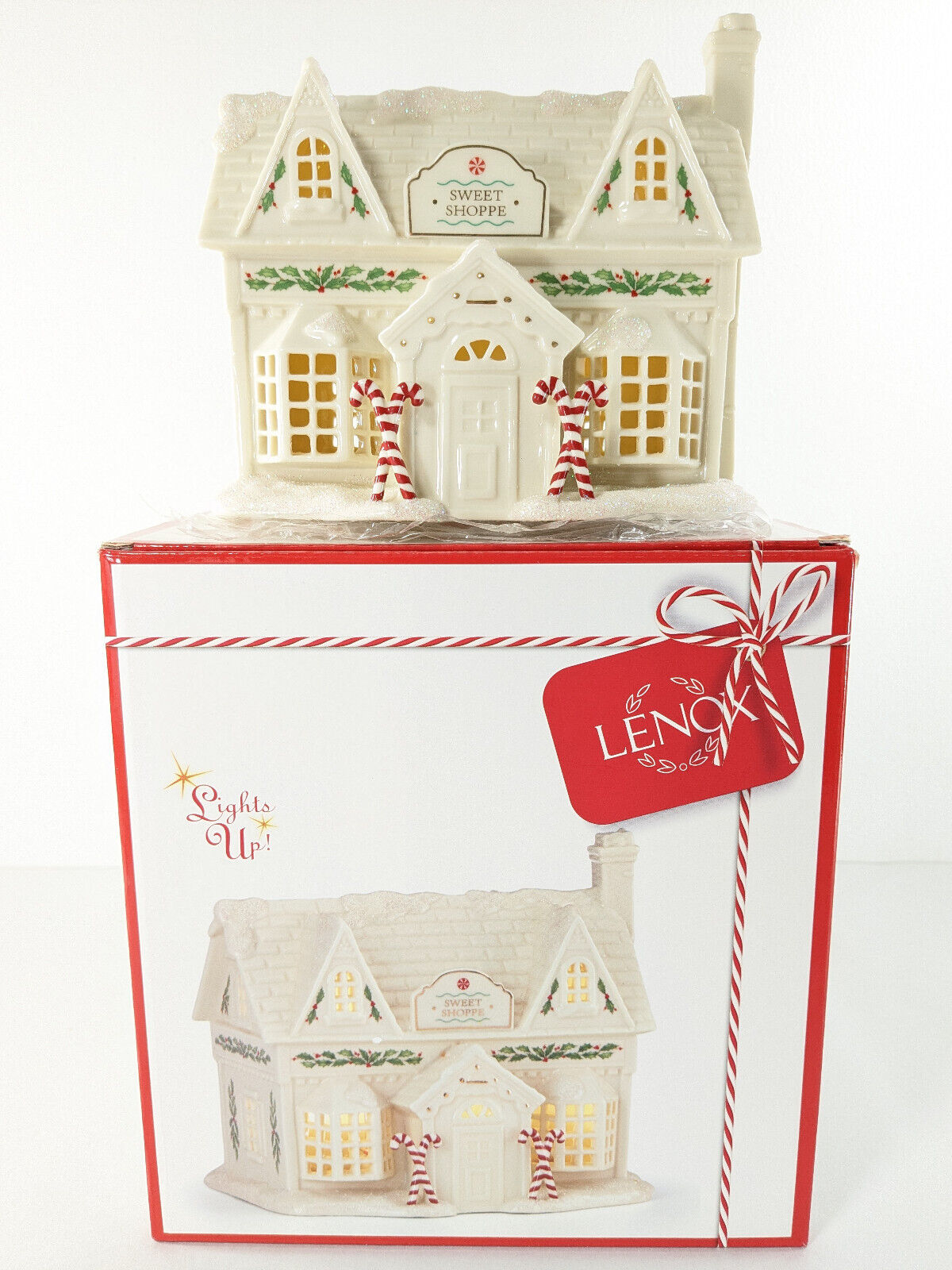 LENOX CHRISTMAS VILLAGE SWEET SHOPPE Holiday sculpture Lighted series