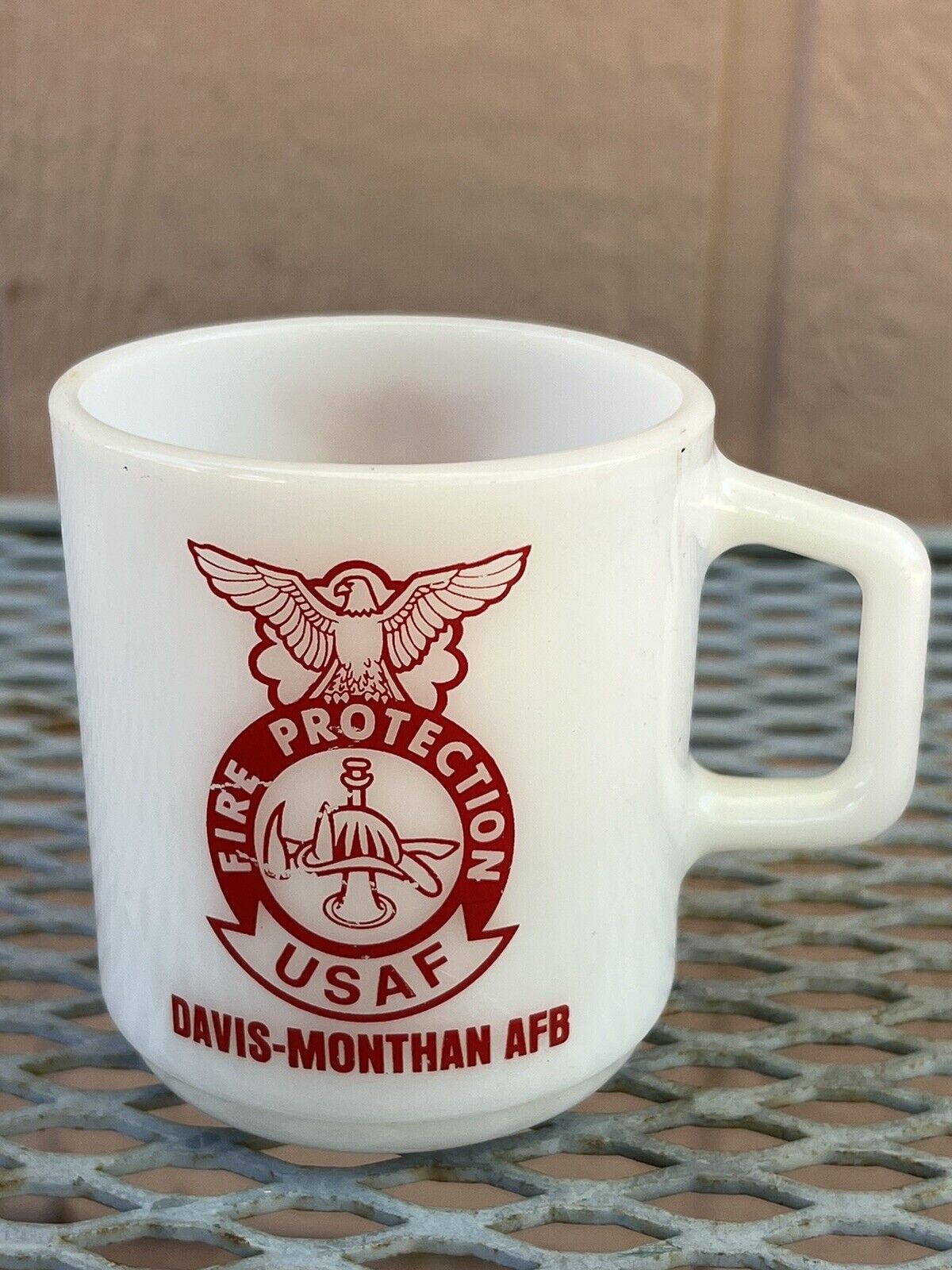 Vintage USAF FIRE PROTECTION MUG - DAVIS MONTHAN AFB ( Wear on mug - T worn /F/E