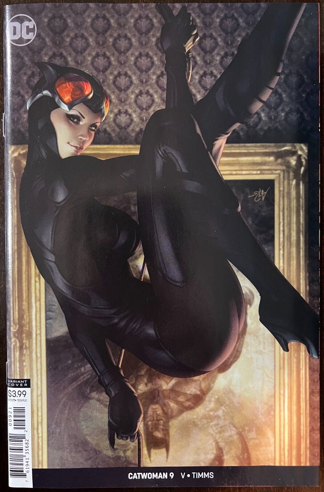 Catwoman #9 Stanley Artgerm Lau Variant 2019 Cover 9.8 NM+