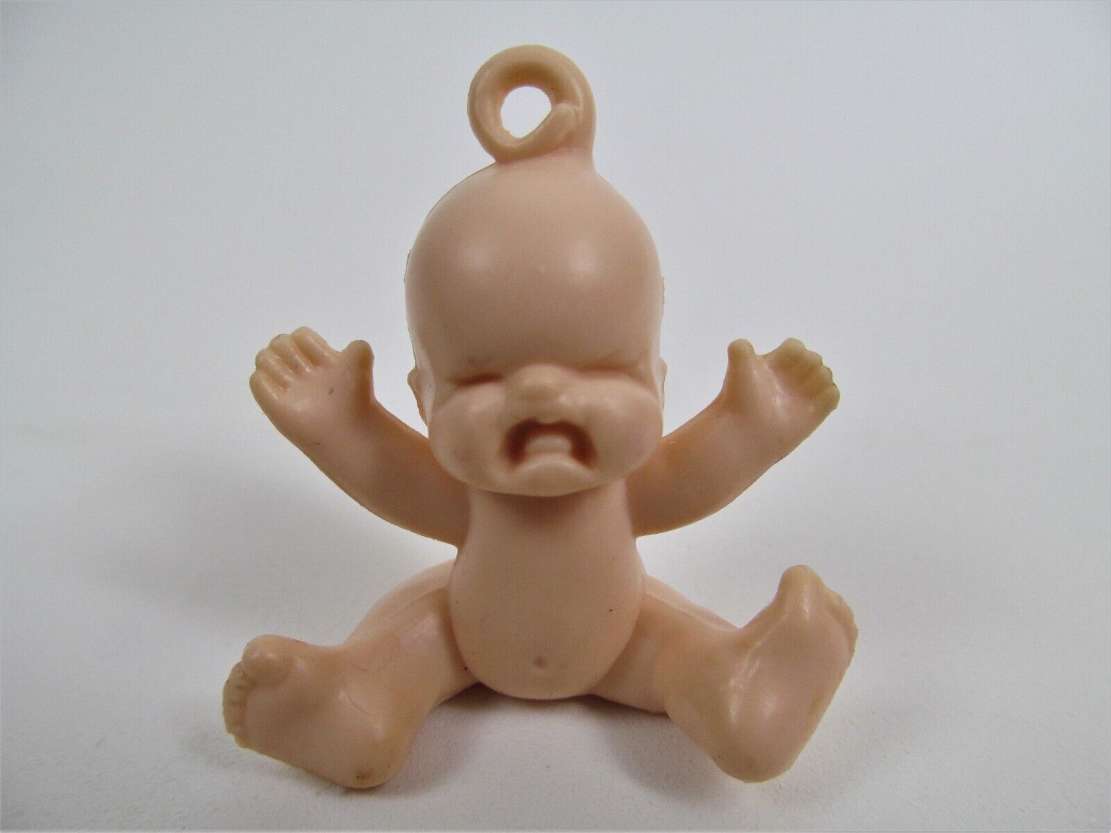 Vintage 1986 Oodles Scottdoodle Crying Baby LJN Toys - Approx. 1.75\