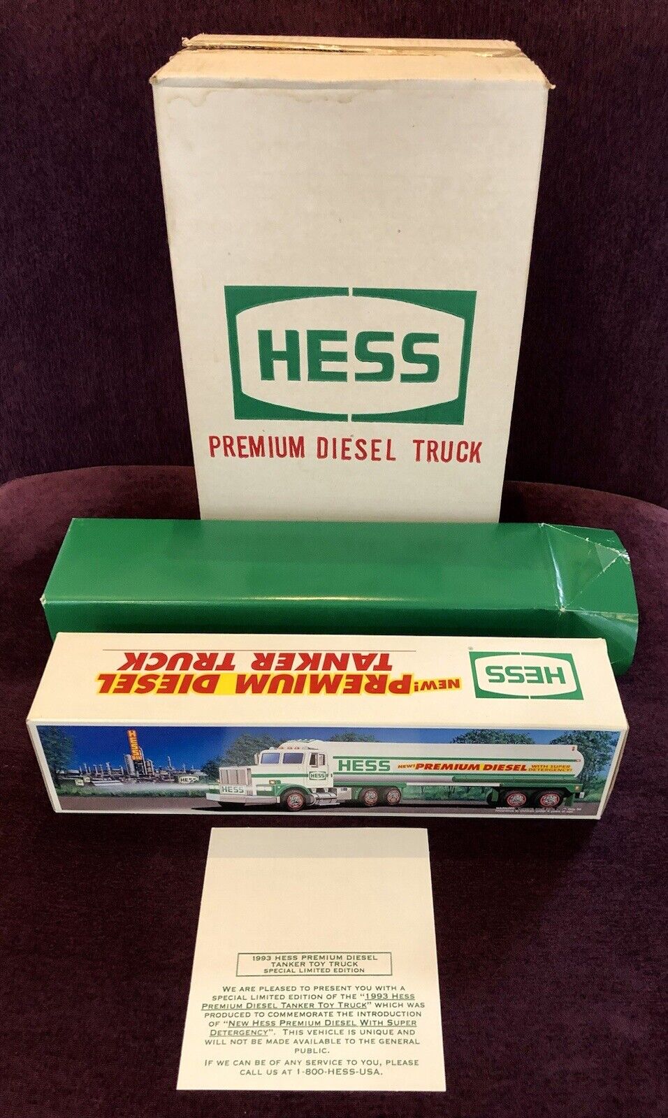 HESS *** RARE *** 1993 PREMIUM DIESEL TANKER , a must have for the collection