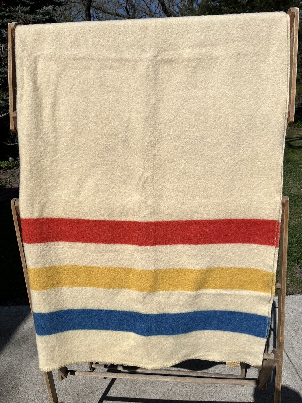 Vintage Orr Felt & Blanket Co. Cream With Blue Yellow & Red Stripes Wool Beauty