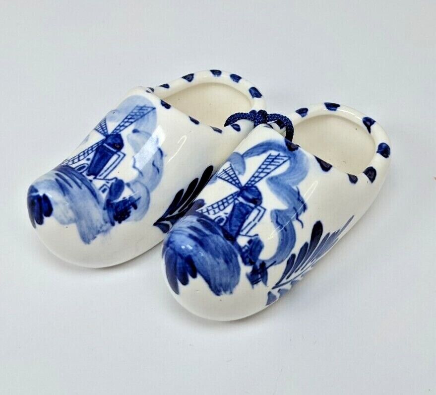 Holland Delft Blue Clog Shoe Vtg Hand Painted Ceramic Pair Dutch Windmill 3.25\