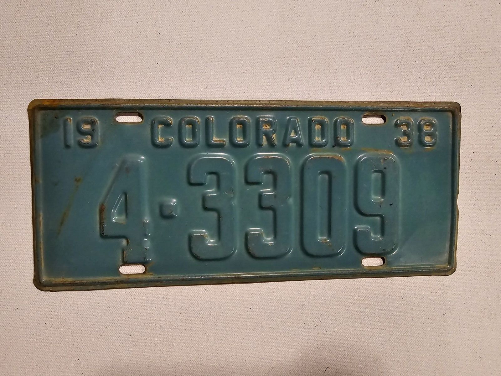 1938 COLORADO Passenger License Plate #4-3309-Original Paint-VGC-Green-Man Cave