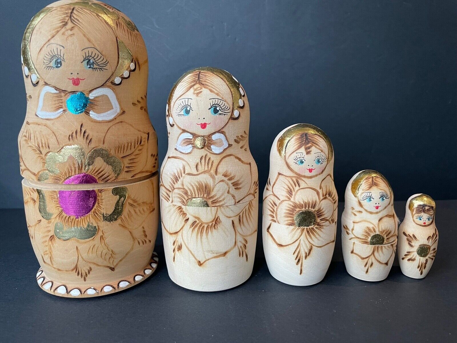 Vintage Matryoshka Russian Nesting Doll Set of 5