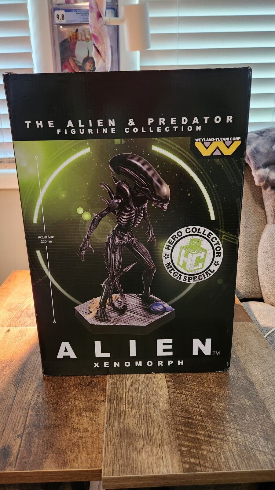 Alien Xenomorph - Eaglemoss Collection - Hero Collector Mega Special - cracked