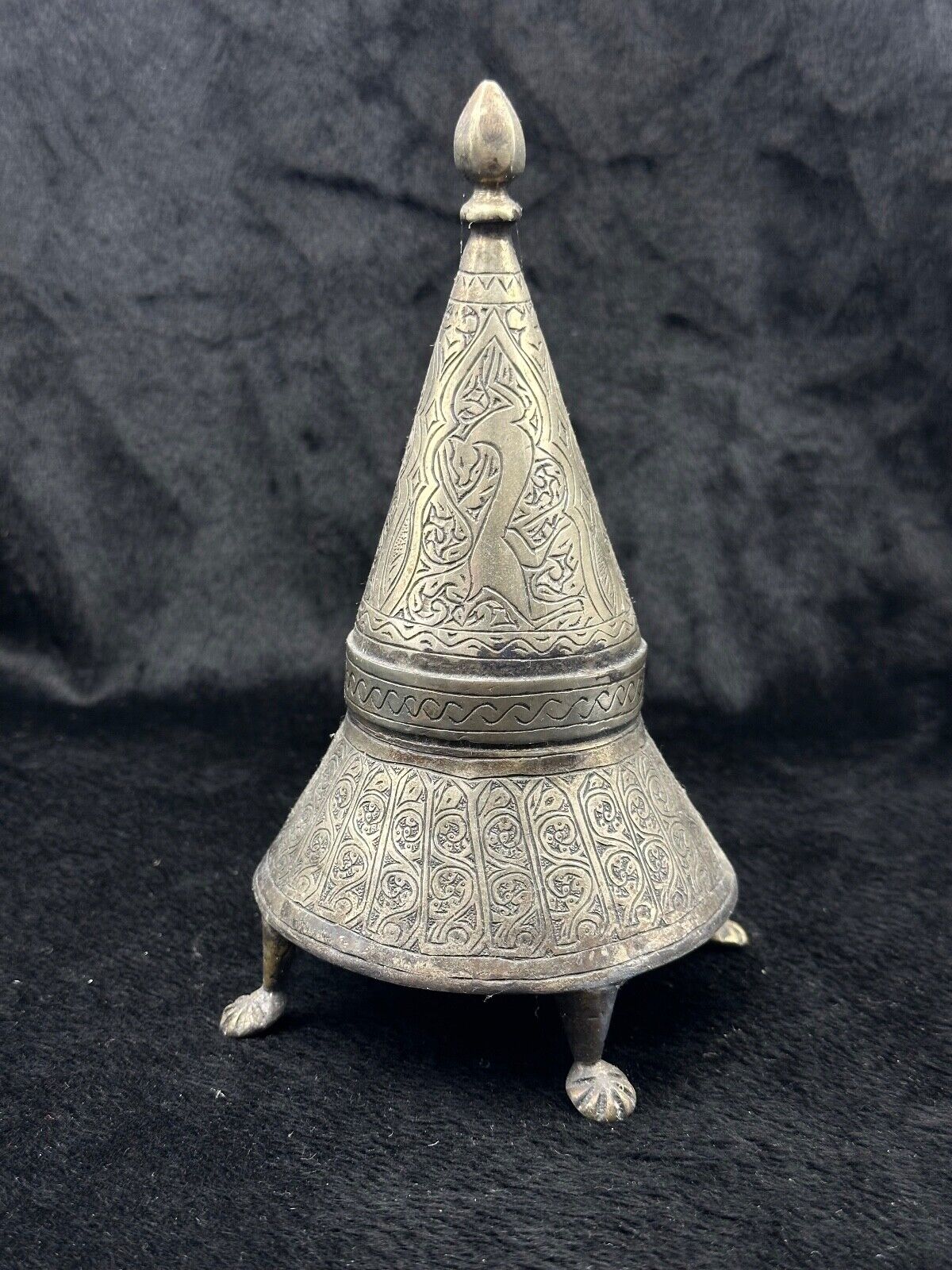 Vintage Beautiful Art Rare White Metal Handmade Old Box From Afghanistan