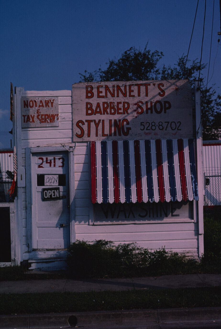 Bennett\'s Barber Shop, Houston, Texas Vintage Old Photo 8.5 x 11 Reprints
