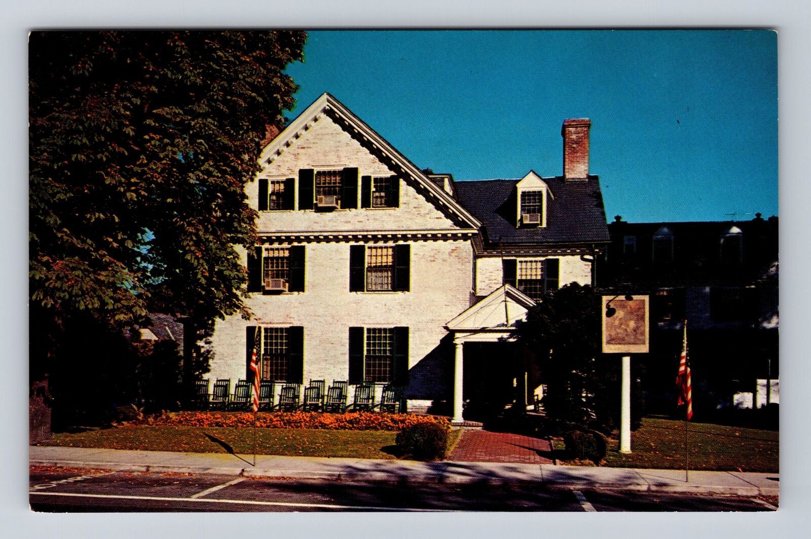 Amherst MA-Massachusetts, Lord Jeffery Inn, Advertisement, Vintage Postcard